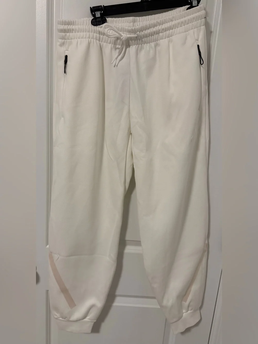 Adidas Men's ZNE Pant White - Size Large (JL6477) NWT